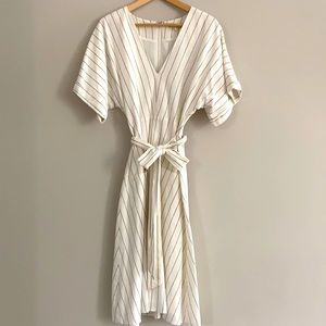 Gianni Bini Linen Blend dress. NWOT size 4